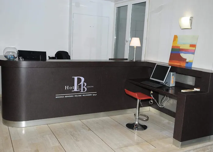 Patio Brancion Hotel Malakoff